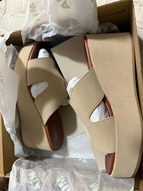 MIA RETA Sand Women's Beige Platform Slide Sandals 8.5M